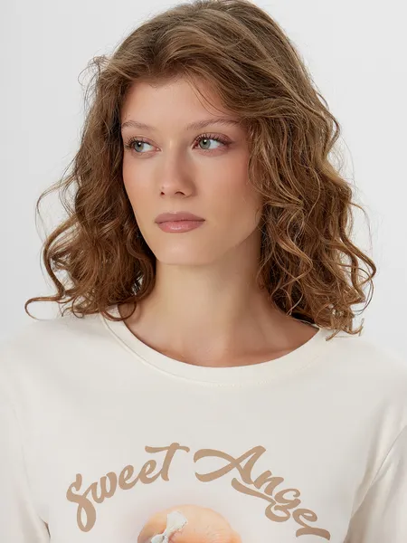 Изображение товара Комплект домашней одежды Mark Formelle 592514 (р.164/170-92-98, молочный/собачки на песочном)