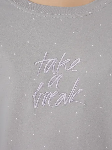 Изображение товара Комплект домашней одежды Mark Formelle 592514 (р.164/170-88-94, горошек на сером/639-D вышивка)