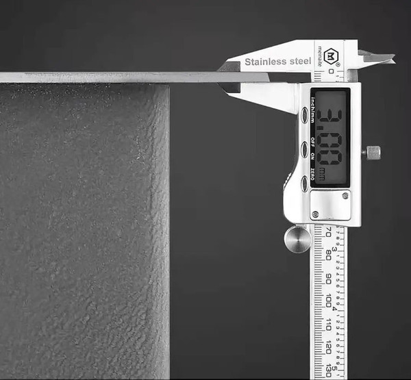 Изображение товара Мойка кухонная Roxen Snake 560220-60-BRS