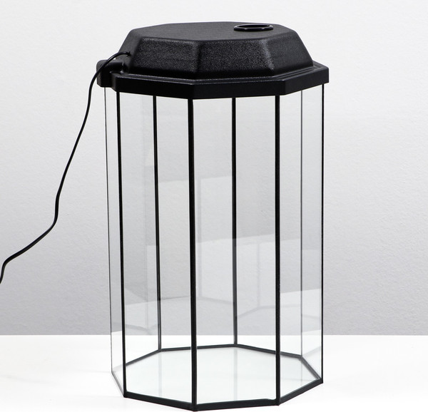 Изображение товара Аквариум Sima-Land Восьмигранный / 3424614 (черный)