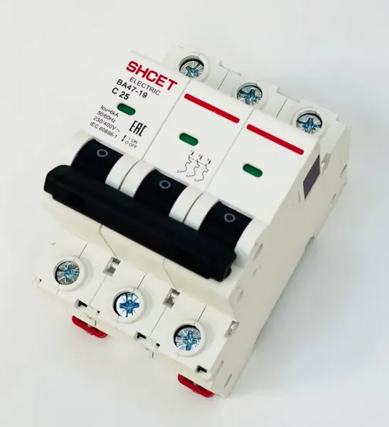 Изображение товара Выключатель автоматический SHCET ВА 47-19 3Р 32А 6kA хар.В / S0000165