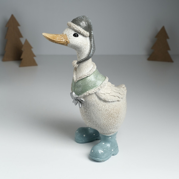 Изображение товара Статуэтка No Brand Гусь в длинном колпаке и накидке / 10325906