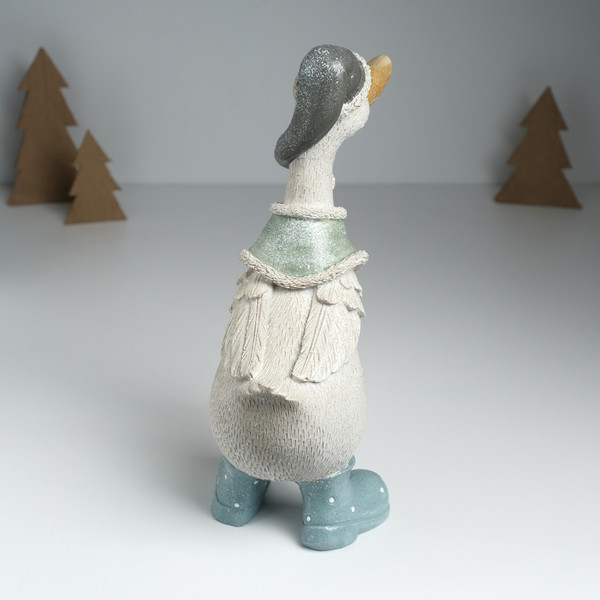 Изображение товара Статуэтка No Brand Гусь в длинном колпаке и накидке / 10325906