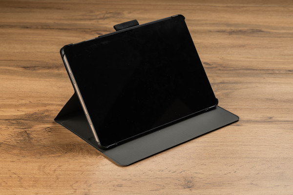 Изображение товара Планшет Horizont H-Tab 1 Pro 12GB/256GB LTE с чехлом, клавиатурой и стилусом (золото)