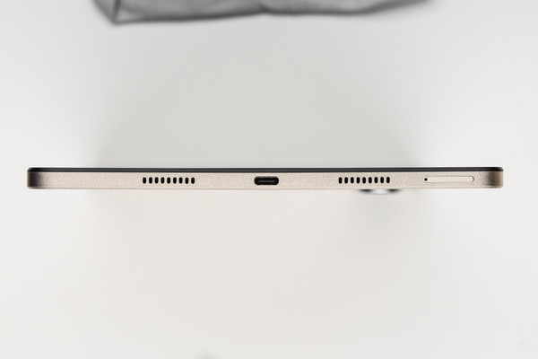 Изображение товара Планшет Horizont H-Tab 1 Pro 12GB/256GB LTE с чехлом, клавиатурой и стилусом (золото)