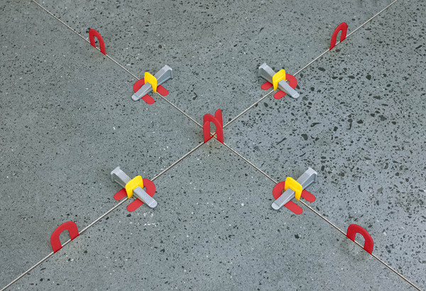 Изображение товара Подковы для укладки плитки TLS-Profi 2мм / TLSZA182022 (100шт)