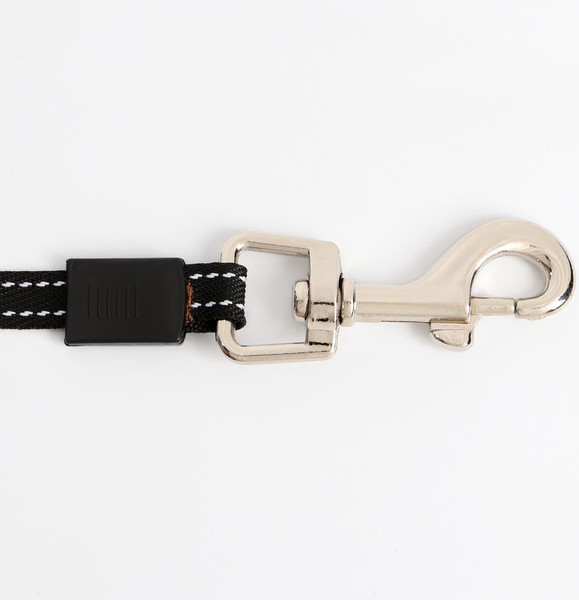 Изображение товара Поводок-рулетка Sima-Land Молния / 2896920 (5м, черный/белый)