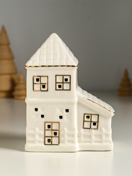 Изображение товара Световая фигурка Sima-Land Домик с верандой / 10876073