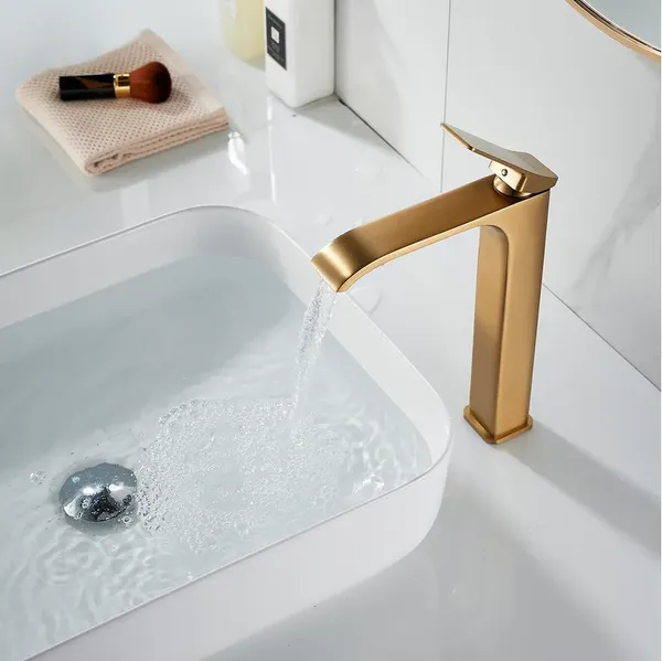 Изображение товара Смеситель Shevanik S4011G (золотой сатин)