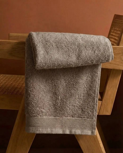 Изображение товара Полотенце Lilia Бордюр Махровое 50x100 470г (темно-серый)