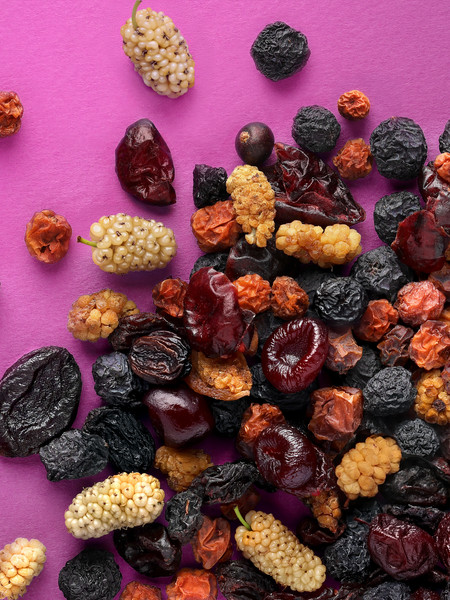 Изображение товара Лакомство для птиц Mealberry RIO Ягодная смесь Для средних и крупных попугаев (190г)