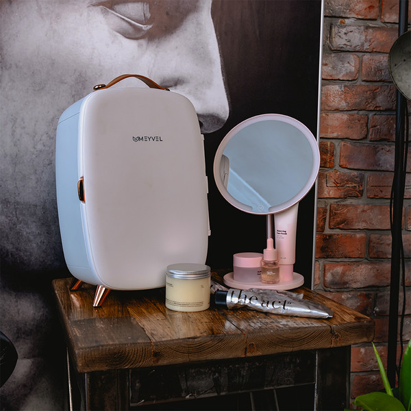 Изображение товара Холодильник для косметики Meyvel MB-06C1W