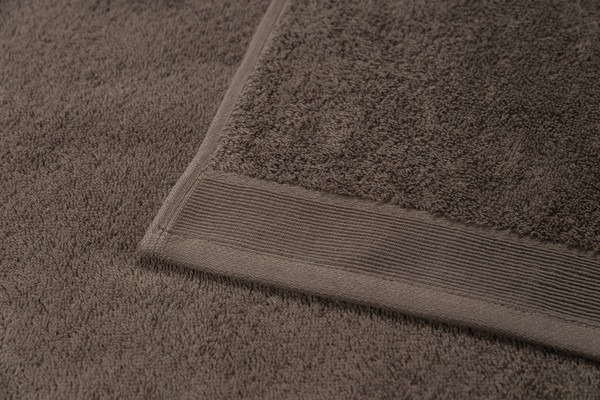 Изображение товара Набор полотенец Lilia Бордюр Махра 50x100/70x140 470г (2шт, бронзовый)