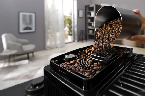 Изображение товара Кофемашина DeLonghi ECAM223.61.GB