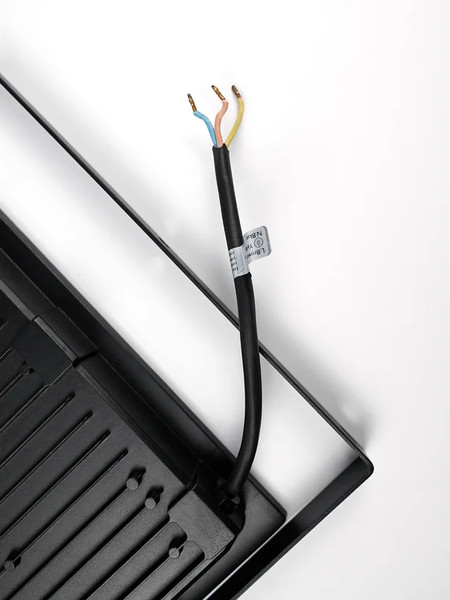 Изображение товара Прожектор Philips BVP156 G2 LED80/CW 220-240 100W WB / 911401814787