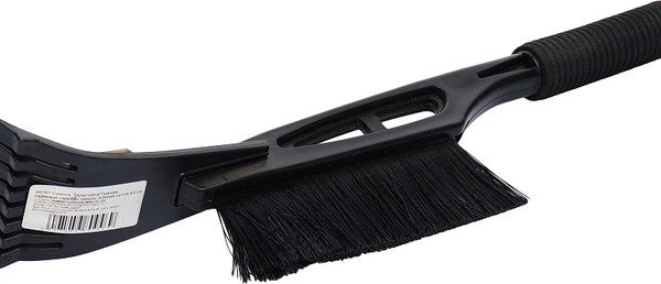 Изображение товара Щетка для автомобиля OLMIO Со скребком OLM-045701