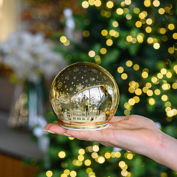 Изображение товара Статуэтка Fitz and Floyd Oh my Gold Шар: Снегопад / 1025459