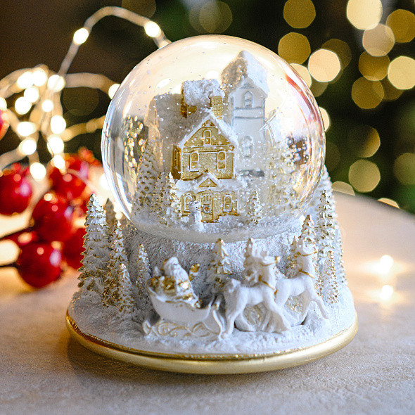 Изображение товара Снежный шар Fitz and Floyd The Carillon Снежный шар: Деревня / 1025432