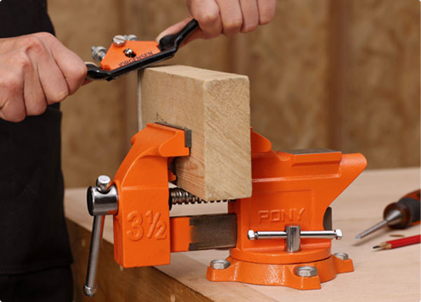 Изображение товара Тиски Pony Jorgensen 24545