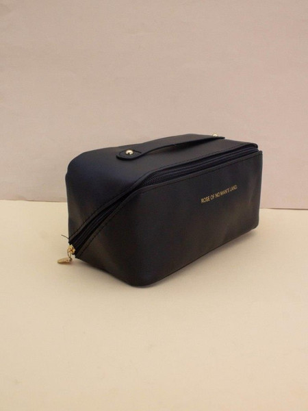 Изображение товара Косметичка ILikeGift Rose of no man's land 148-FL29-02 (черный)