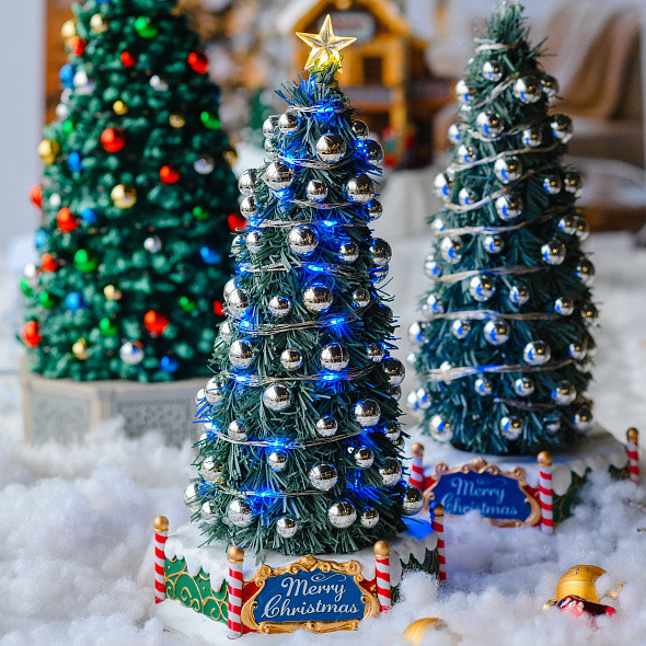 Изображение товара Световая фигурка Lemax Новая грандиозная елка / 84350