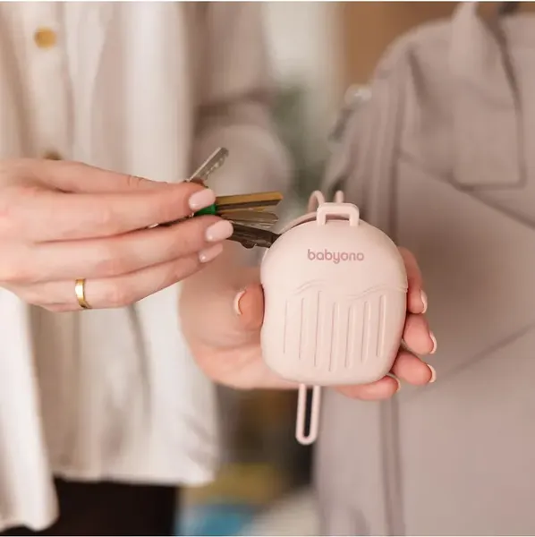 Изображение товара Контейнер для пустышки BabyOno 1656/02 (розовый)