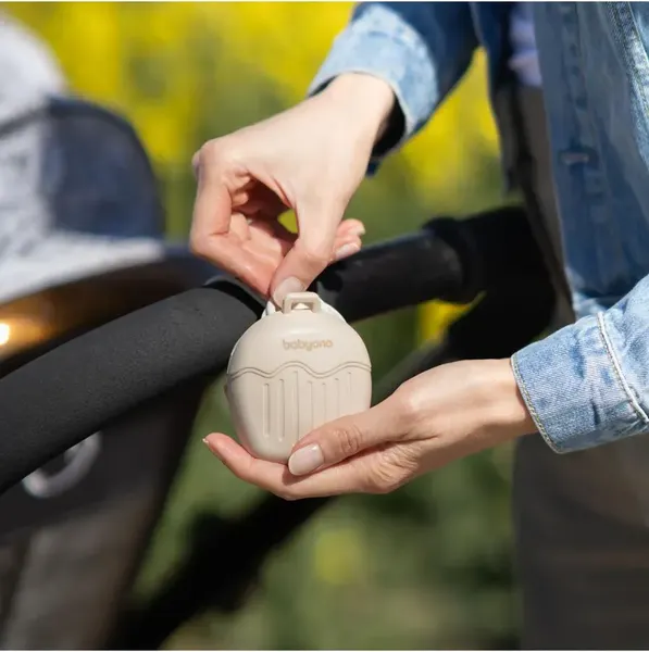 Изображение товара Контейнер для пустышки BabyOno 1656/03 (бежевый)