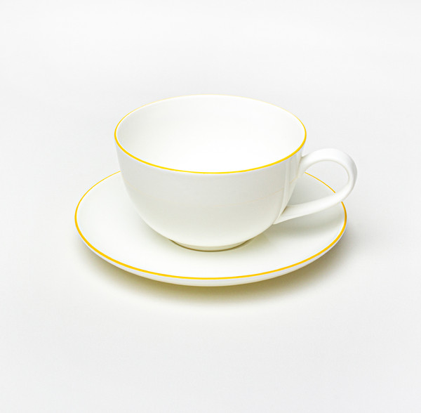 Изображение товара Чашка с блюдцем Stenova Home Symbol 61402135 (белый/кант желтый)
