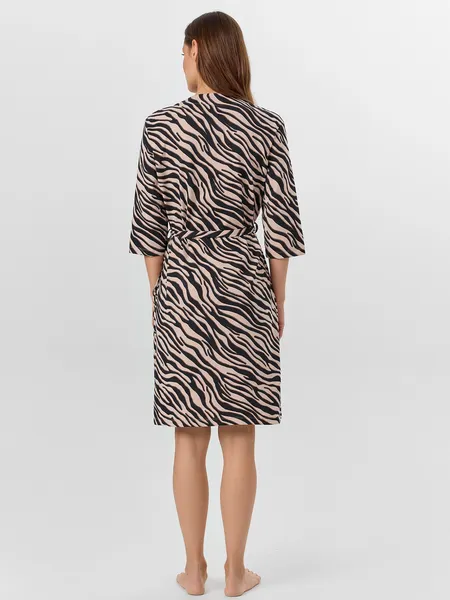 Изображение товара Халат Mark Formelle 552275/1 (р.164/170-92-98, зебра на холодном бежевом)