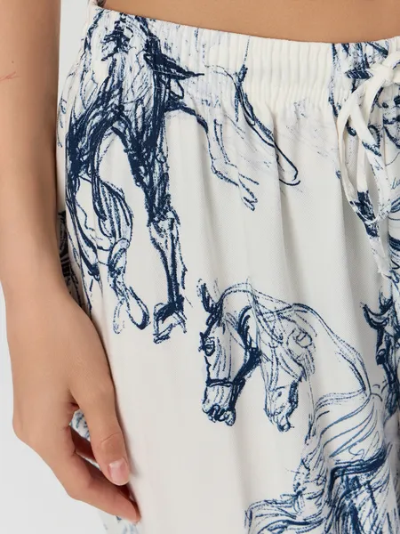 Изображение товара Пижама Mark Formelle 592541 (р.164/170-88-94, молочный/лошади на молочном)