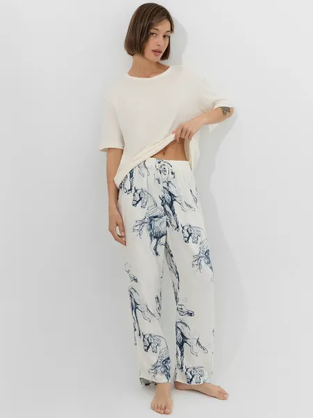 Изображение товара Пижама Mark Formelle 592541 (р.164/170-88-94, молочный/лошади на молочном)