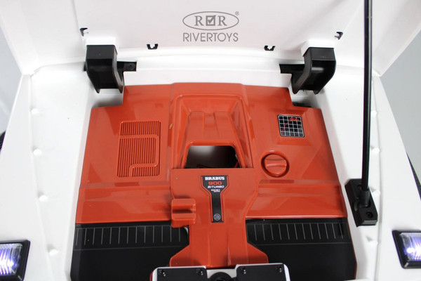 Изображение товара Детский автомобиль RiverToys Z777ZZ (белый)