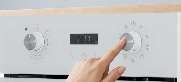 Изображение товара Электрический духовой шкаф Indesit IBFTE 1944 JH WH