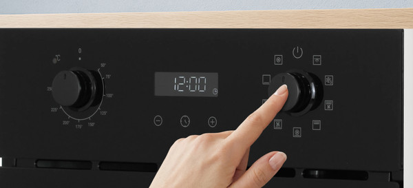 Изображение товара Электрический духовой шкаф Indesit IBFTE 1944 JH BL