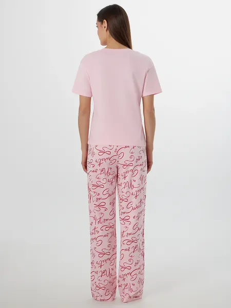 Изображение товара Пижама Mark Formelle 592635 (р.164/170-96-102, розовая сказка/текст на розовом)