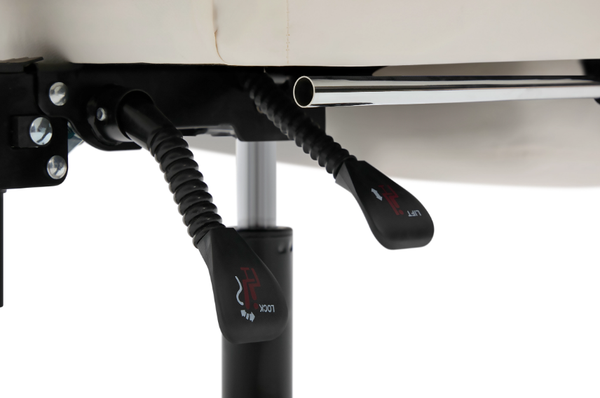 Изображение товара Кресло геймерское Defender Serenity / 64833 (белый/фиолетовый)