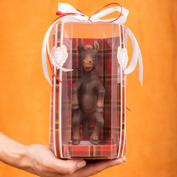 Изображение товара Фигурка коллекционная Magic Manufactory Magic history Лошадь (коричневый)