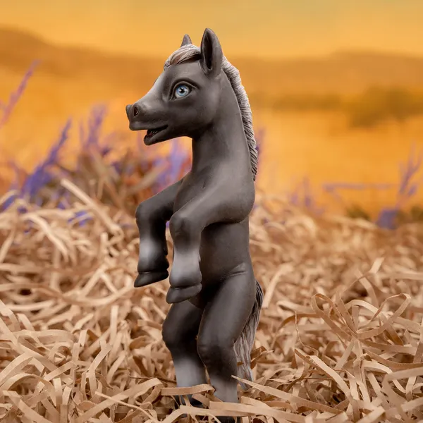 Изображение товара Фигурка коллекционная Magic Manufactory Magic history Лошадь (черный)