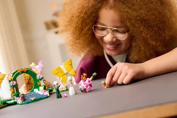 Изображение товара Конструктор Lego Wicked День свадьбы Глинди 75688