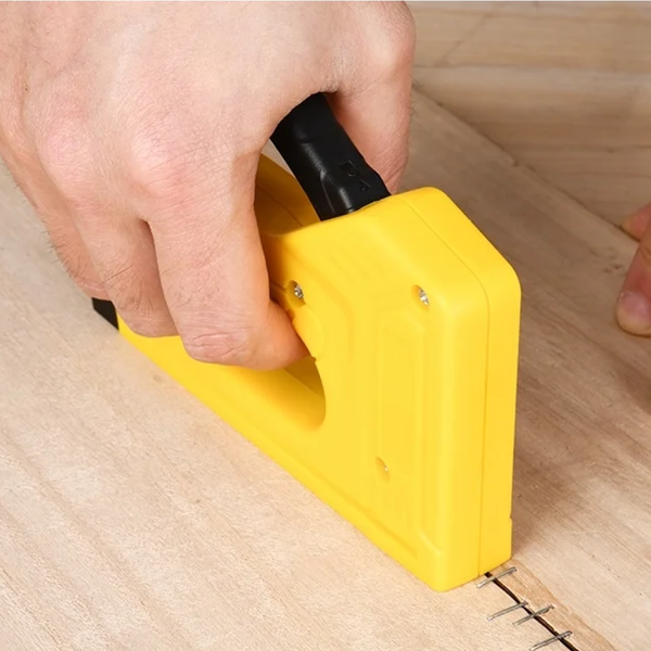 Изображение товара Степлер для укладки труб теплого пола Deli EDL238002 (желтый)