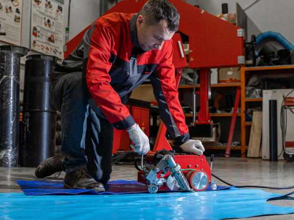 Изображение товара Сварочный аппарат СВАРПОМ Горячего воздуха СП51 / 3.51300