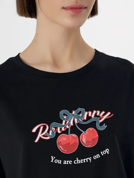 Изображение товара Пижама Mark Formelle 592536 (р.164/170-88-94, черный/вишенки на черном)