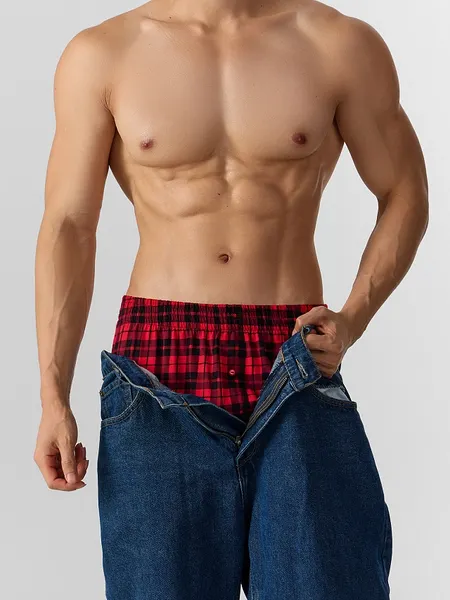 Изображение товара Трусы мужские Mark Formelle 411152 (р.94-104, черная клетка на красном)
