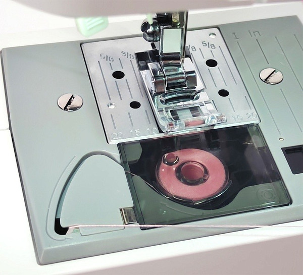 Изображение товара Швейная машина Leader Majestic 395E