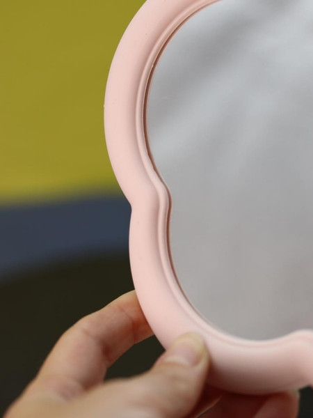 Изображение товара Зеркало косметическое ILikeGift Girly Round flower 157P-352-49-02 (pink)