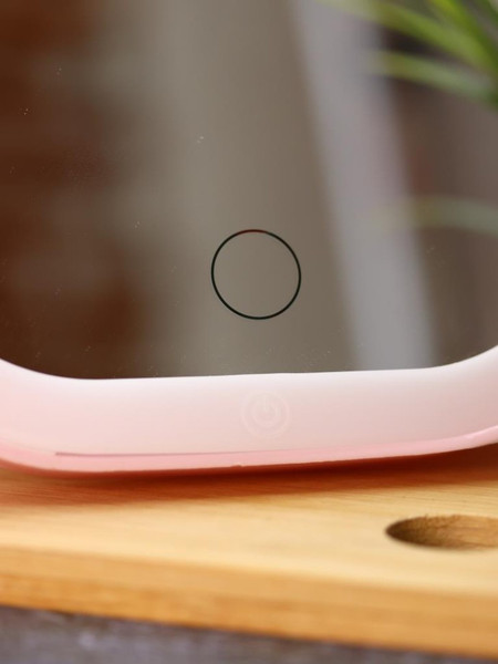 Изображение товара Зеркало косметическое ILikeGift Girly Light bulbs 157P-DJ-26-02 (pink)