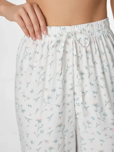 Изображение товара Пижама Mark Formelle 592541 (р.164/170-104-110, бежевый/цветы на холодном молоке)