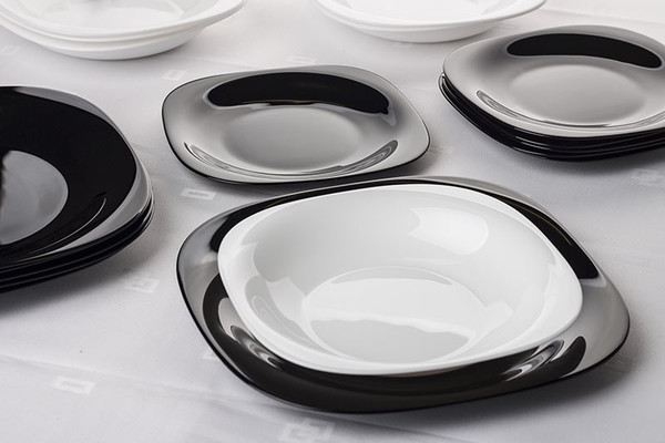 Изображение товара Набор столовой посуды Luminarc Carine V8305 (черный/белый)
