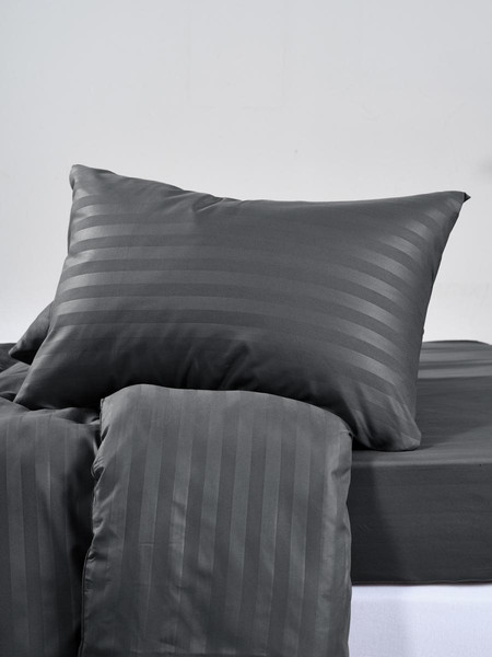 Изображение товара Комплект постельного белья Веселина Серый бархат 001 Страйп ПЭ 2сп Евро 70x70