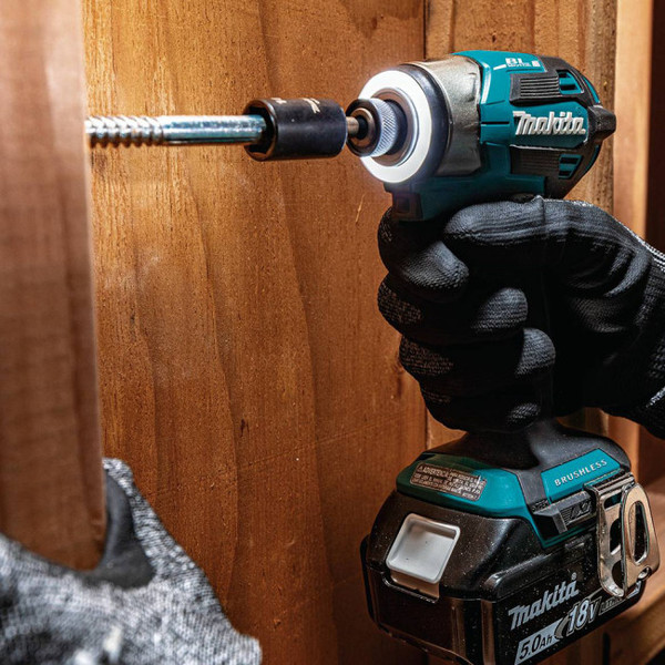 Изображение товара Профессиональный шуруповерт Makita DTD173RTJ